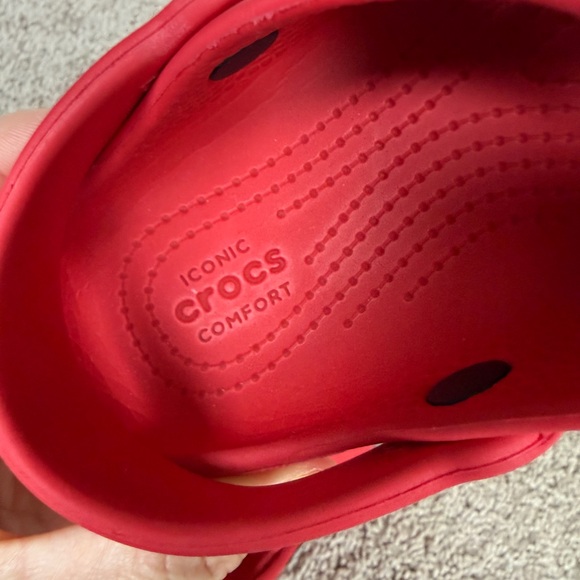 CROCS Kids Classic Clog - Bright Red - Picture 6 of 12